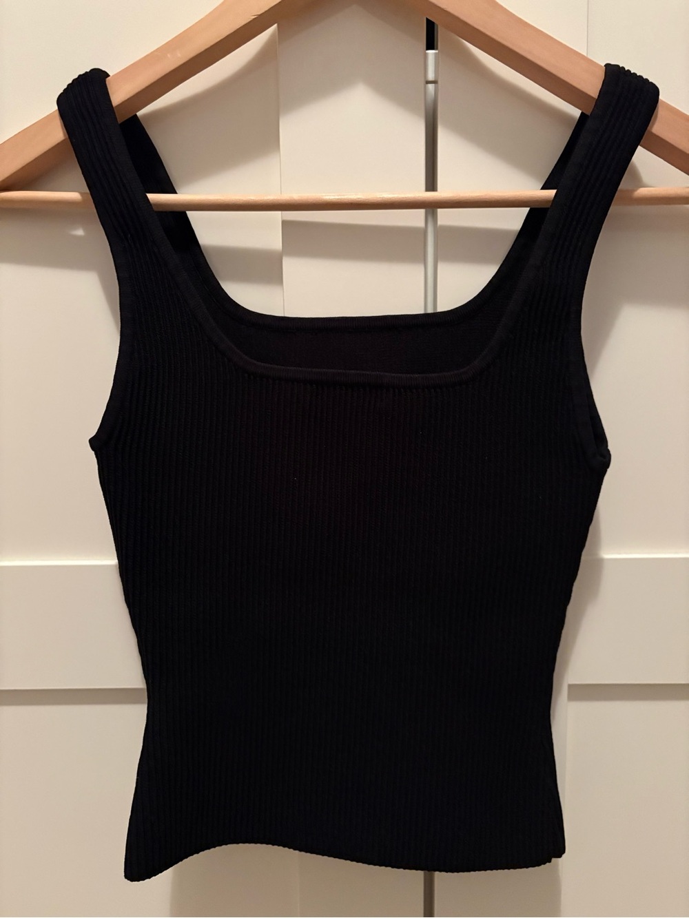 Babaton Black Ribbed Square Neck Tank - Picture 2 of 3